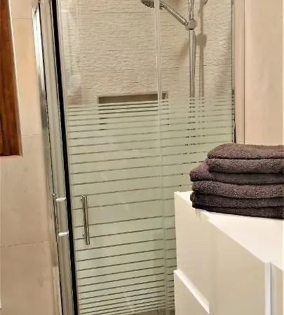 1 Apartment